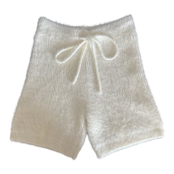 Hidden Brand Fuzzy White Shorts Size Small - Picture 1 of 4